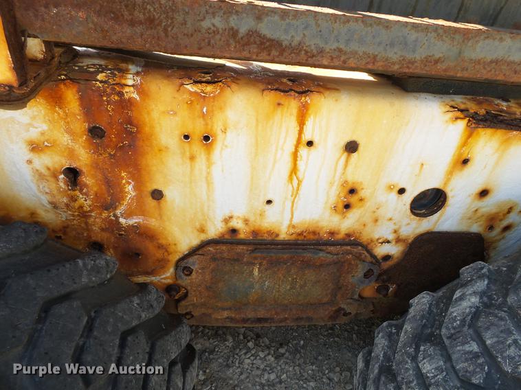image for item DB7043 2010 Bobcat S185 skid steer