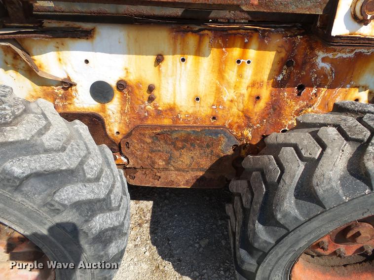 image for item DB7043 2010 Bobcat S185 skid steer