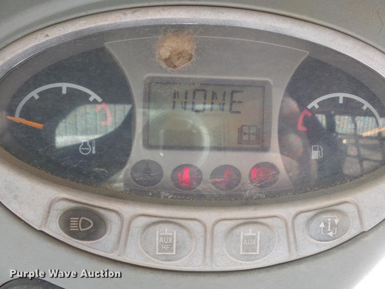 image for item DB7043 2010 Bobcat S185 skid steer