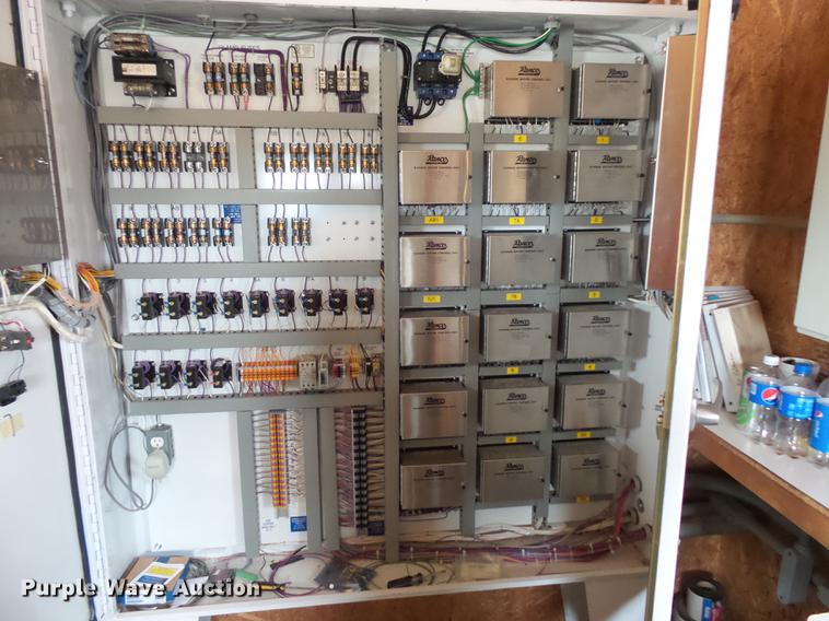 image for item DC1230 Ranco 10 Milti-blender dry bulk fertilizer mixer, stationary plant