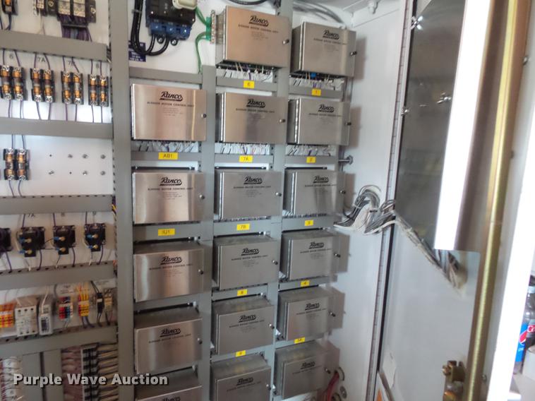 image for item DC1230 Ranco 10 Milti-blender dry bulk fertilizer mixer, stationary plant