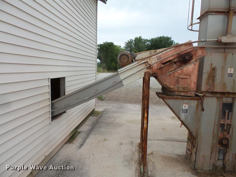 image for item DC1230 Ranco 10 Milti-blender dry bulk fertilizer mixer, stationary plant