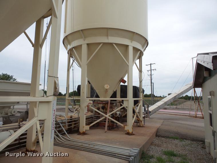 image for item DC1230 Ranco 10 Milti-blender dry bulk fertilizer mixer, stationary plant