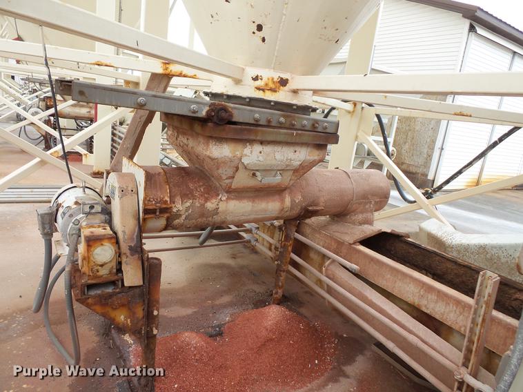 image for item DC1230 Ranco 10 Milti-blender dry bulk fertilizer mixer, stationary plant