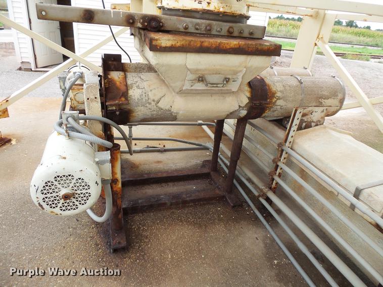 image for item DC1230 Ranco 10 Milti-blender dry bulk fertilizer mixer, stationary plant