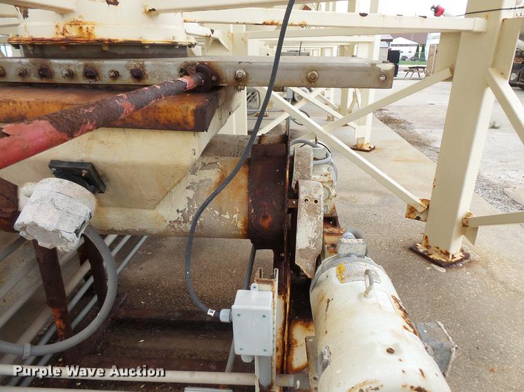 image for item DC1230 Ranco 10 Milti-blender dry bulk fertilizer mixer, stationary plant