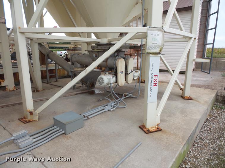 image for item DC1230 Ranco 10 Milti-blender dry bulk fertilizer mixer, stationary plant