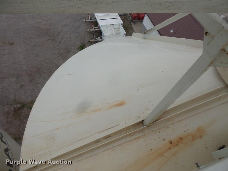 image for item DC1230 Ranco 10 Milti-blender dry bulk fertilizer mixer, stationary plant