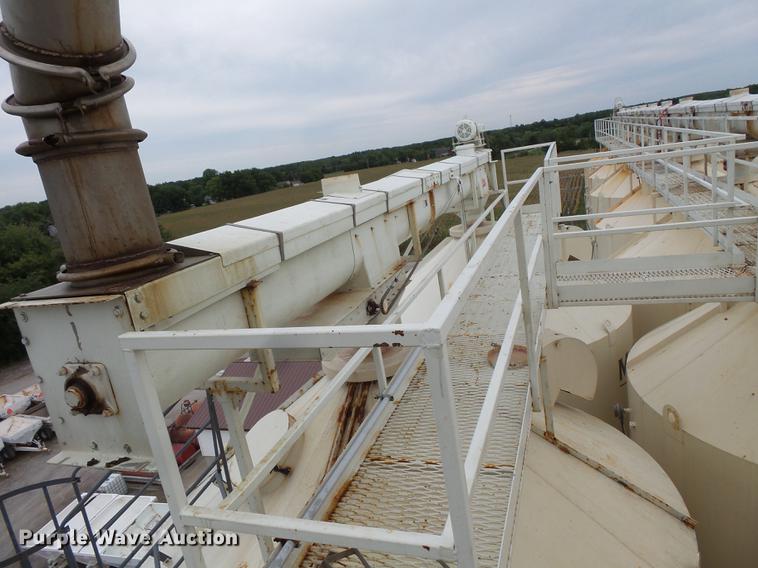 image for item DC1230 Ranco 10 Milti-blender dry bulk fertilizer mixer, stationary plant