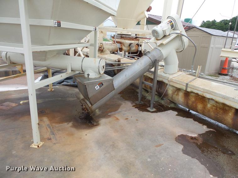 image for item DC1230 Ranco 10 Milti-blender dry bulk fertilizer mixer, stationary plant