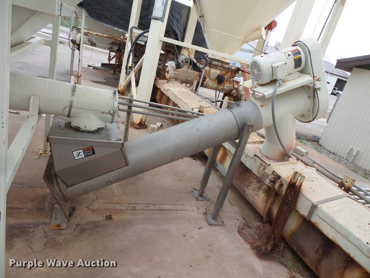 image for item DC1230 Ranco 10 Milti-blender dry bulk fertilizer mixer, stationary plant