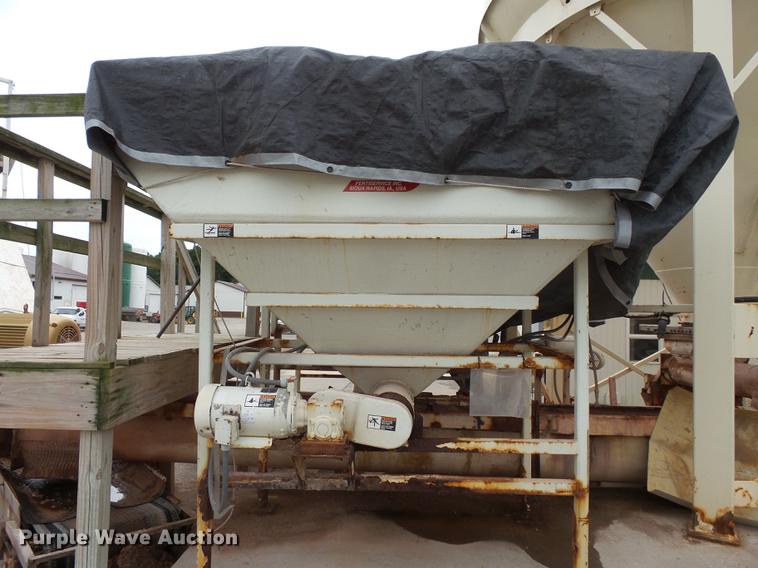 image for item DC1230 Ranco 10 Milti-blender dry bulk fertilizer mixer, stationary plant