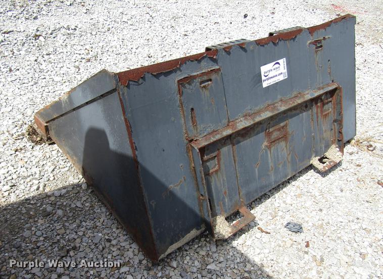 image for item DD4301 66"W skid steer bucket