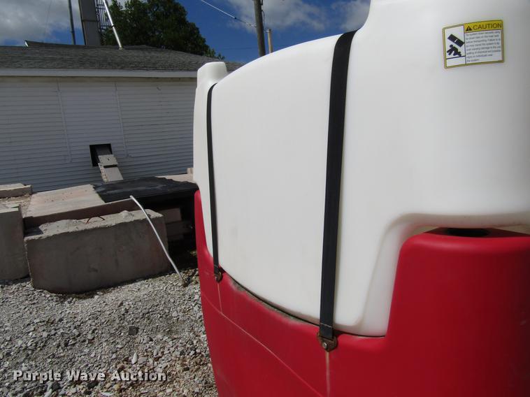 image for item DD4304 Redball Shuttle 250 tank