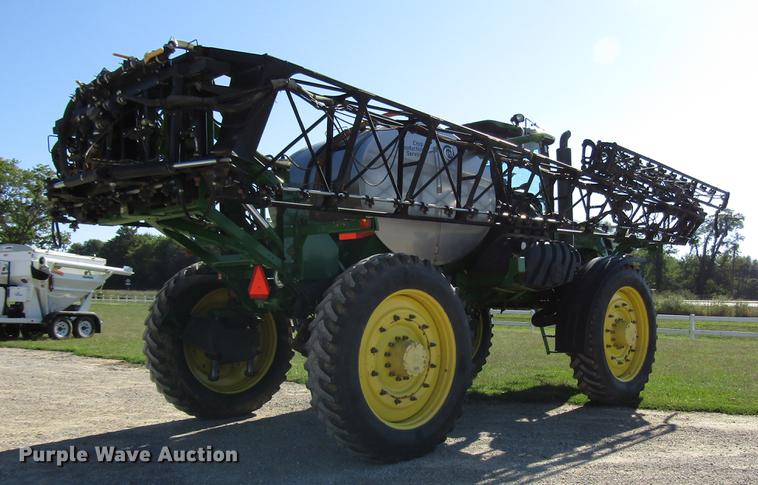 image for item DD4308 2011 John Deere 4930 sprayer