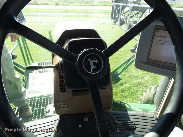 image for item DD4308 2011 John Deere 4930 sprayer