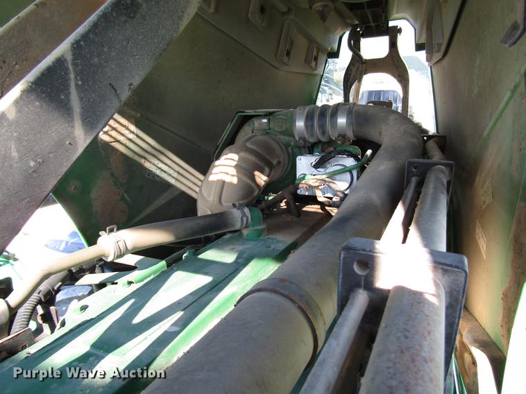 image for item DD4308 2011 John Deere 4930 sprayer