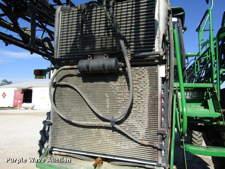 image for item DD4308 2011 John Deere 4930 sprayer