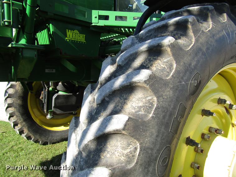 image for item DD4308 2011 John Deere 4930 sprayer