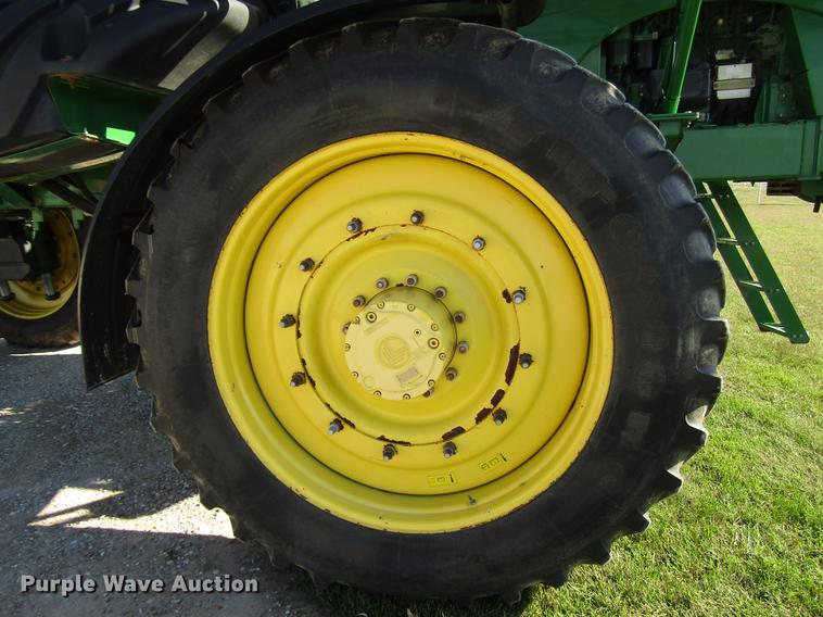 image for item DD4308 2011 John Deere 4930 sprayer