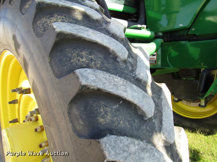 image for item DD4308 2011 John Deere 4930 sprayer