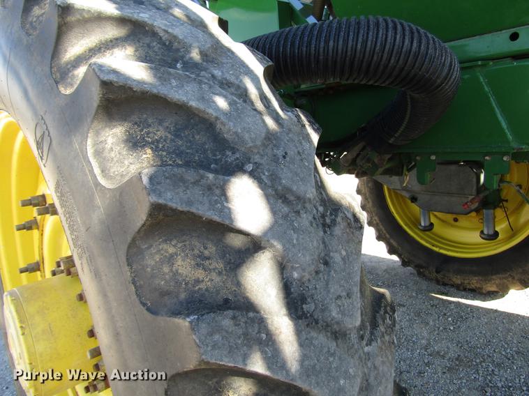 image for item DD4308 2011 John Deere 4930 sprayer