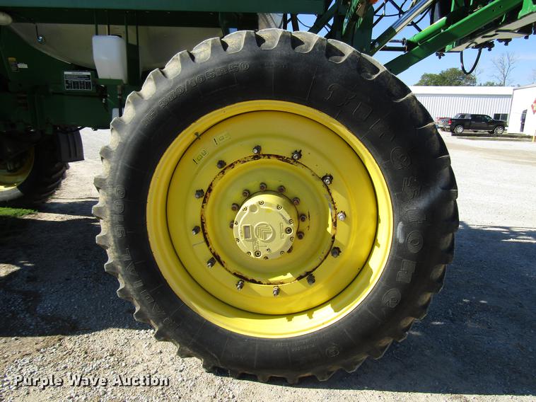 image for item DD4308 2011 John Deere 4930 sprayer