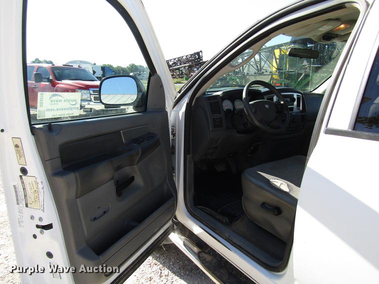 image for item DD4310 2009 Dodge Ram 2500 Quad Cab pickup truck