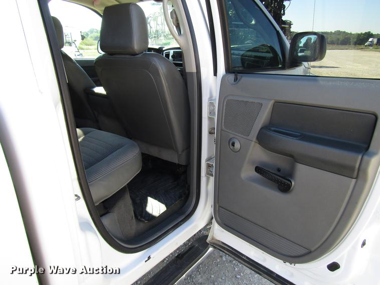 image for item DD4310 2009 Dodge Ram 2500 Quad Cab pickup truck