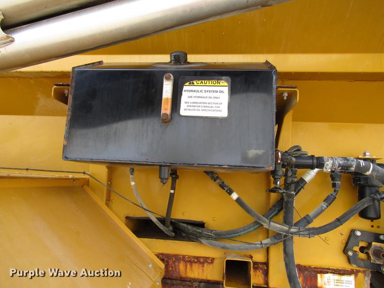 image for item DD4313 2009 Ag-Chem TerraGator 8203 applicator