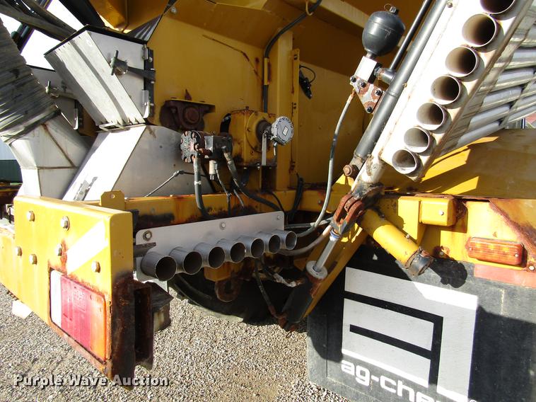 image for item DD4313 2009 Ag-Chem TerraGator 8203 applicator