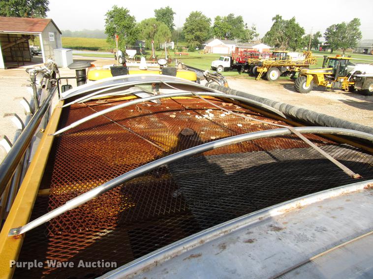 image for item DD4313 2009 Ag-Chem TerraGator 8203 applicator