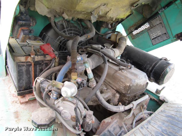 image for item DD4314 2001 Mitsubishi FG25K forklift