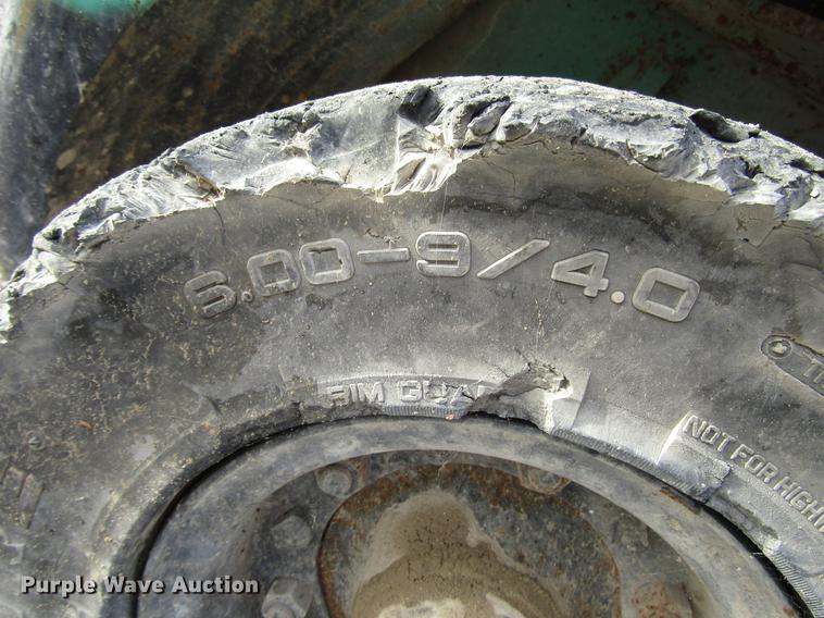 image for item DD4314 2001 Mitsubishi FG25K forklift