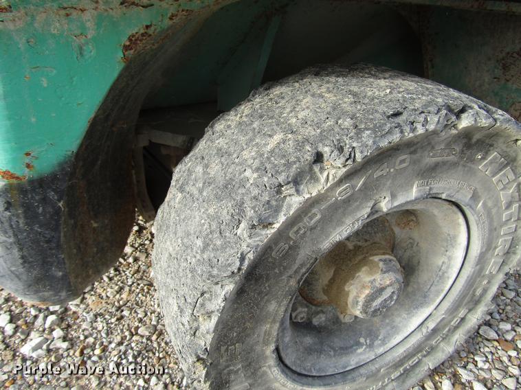 image for item DD4314 2001 Mitsubishi FG25K forklift