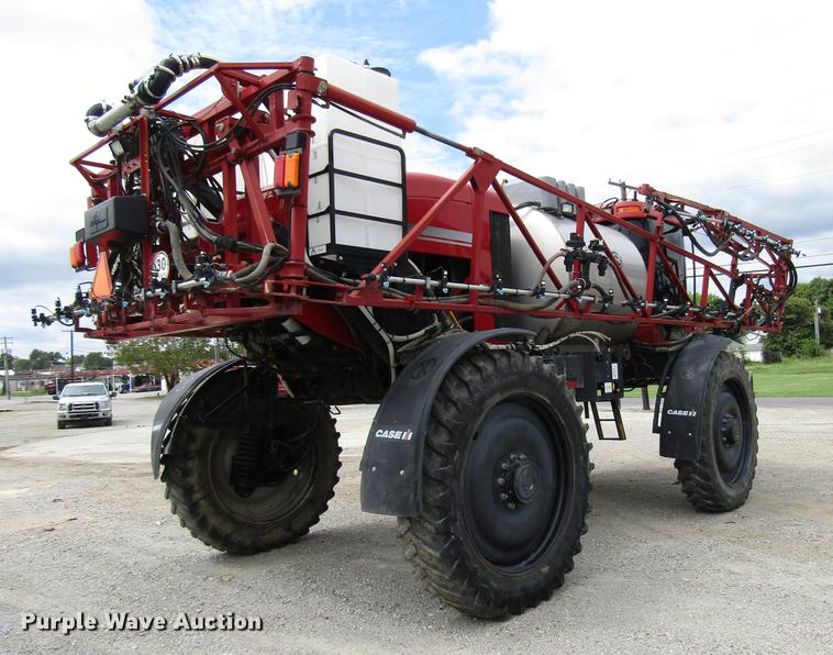 image for item DD4321 2011 Case IH Patriot 4420 sprayer