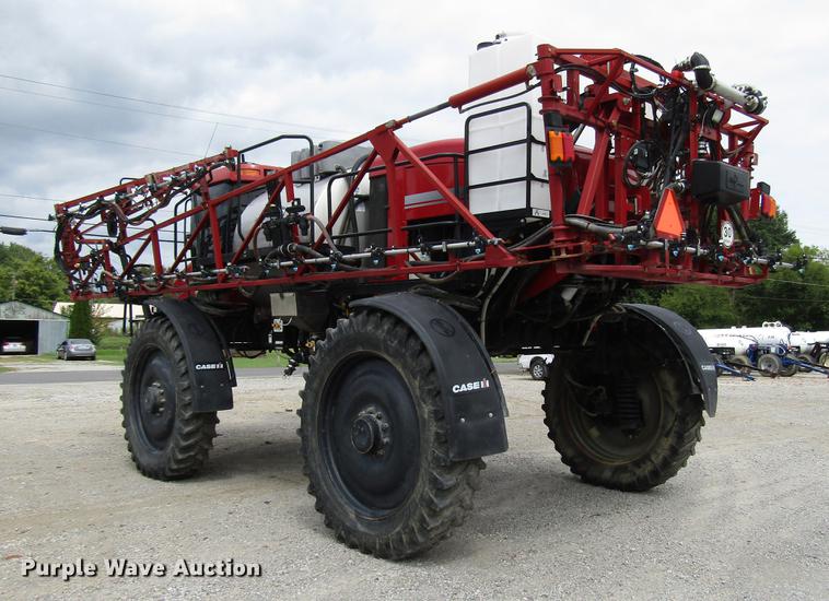 image for item DD4321 2011 Case IH Patriot 4420 sprayer
