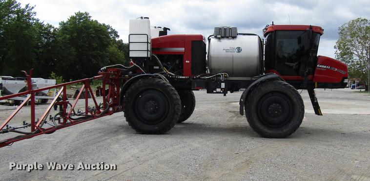 image for item DD4321 2011 Case IH Patriot 4420 sprayer