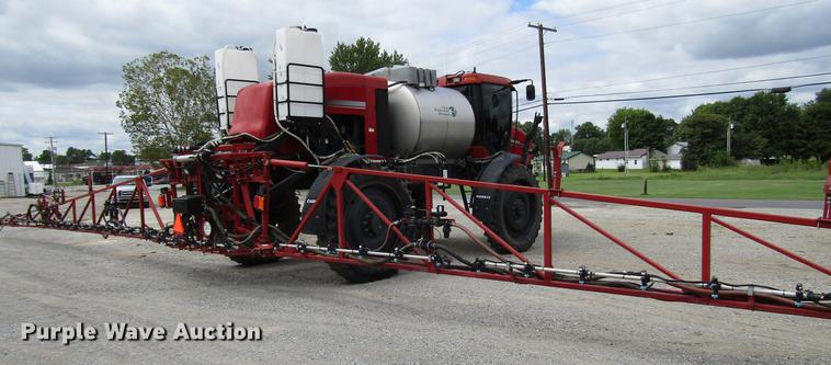 image for item DD4321 2011 Case IH Patriot 4420 sprayer