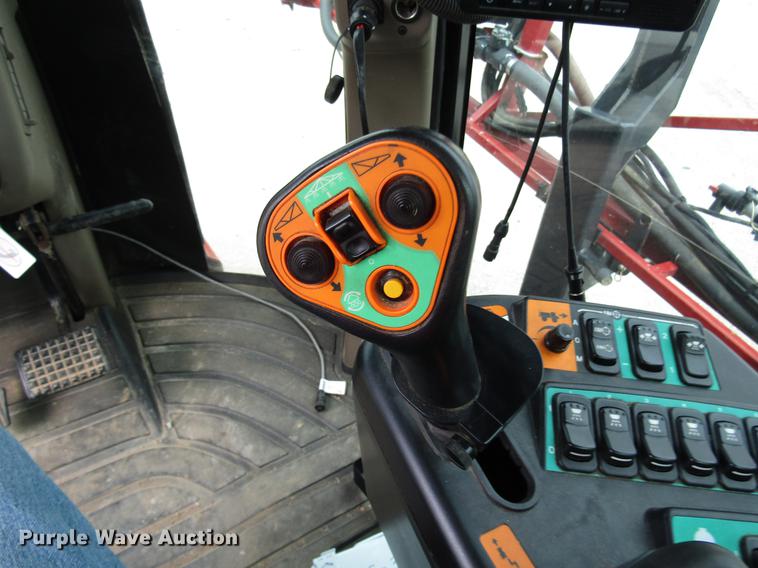 image for item DD4321 2011 Case IH Patriot 4420 sprayer