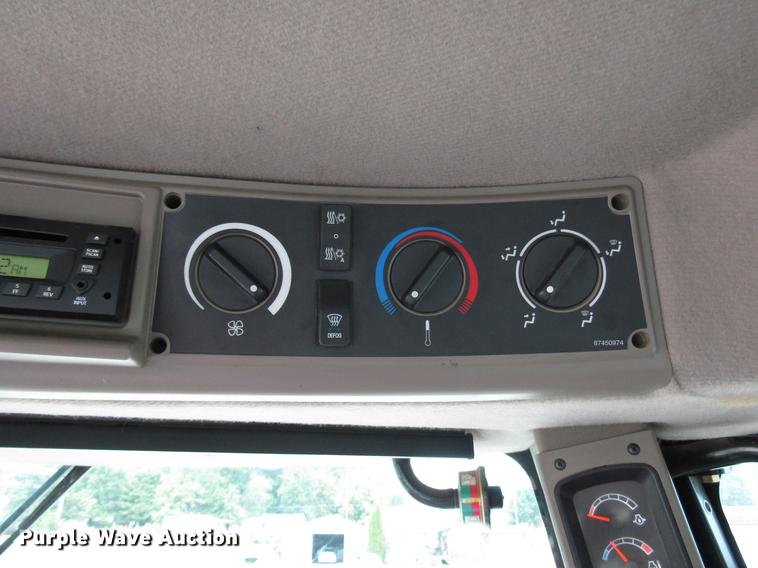 image for item DD4321 2011 Case IH Patriot 4420 sprayer