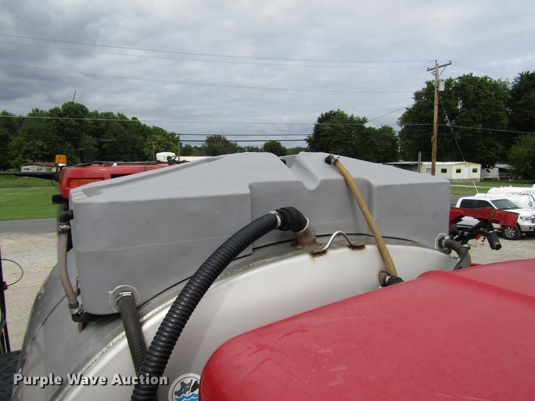 image for item DD4321 2011 Case IH Patriot 4420 sprayer