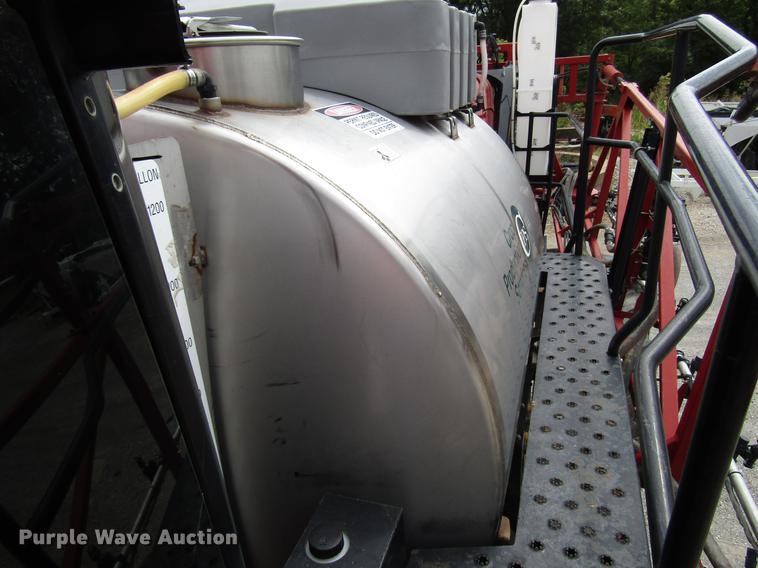 image for item DD4321 2011 Case IH Patriot 4420 sprayer