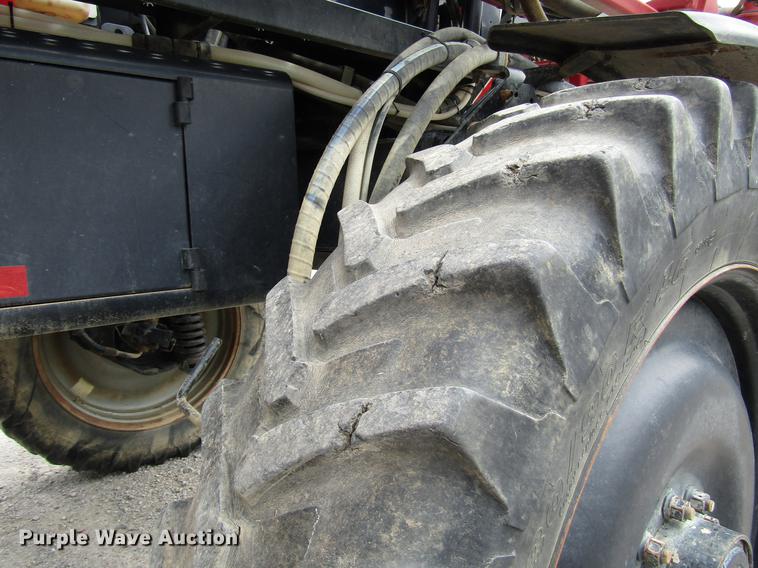 image for item DD4321 2011 Case IH Patriot 4420 sprayer