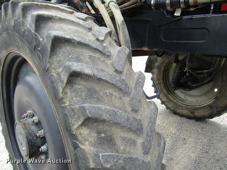 image for item DD4321 2011 Case IH Patriot 4420 sprayer