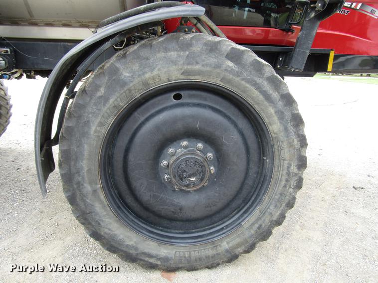 image for item DD4321 2011 Case IH Patriot 4420 sprayer