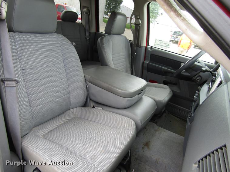 image for item DD4328 2009 Dodge Ram 2500 Quad Cab pickup truck