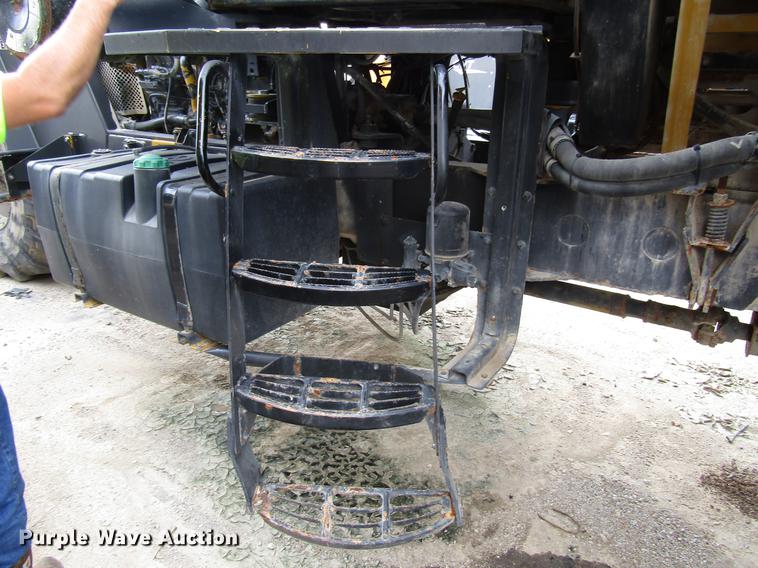 image for item DD4329 2008 Ag-Chem TerraGator 6203 applicator