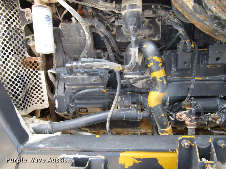 image for item DD4329 2008 Ag-Chem TerraGator 6203 applicator