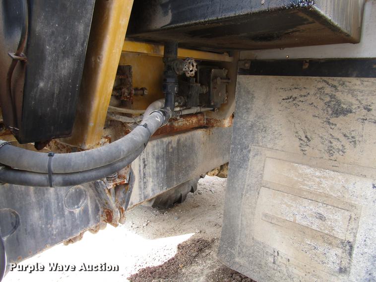 image for item DD4329 2008 Ag-Chem TerraGator 6203 applicator